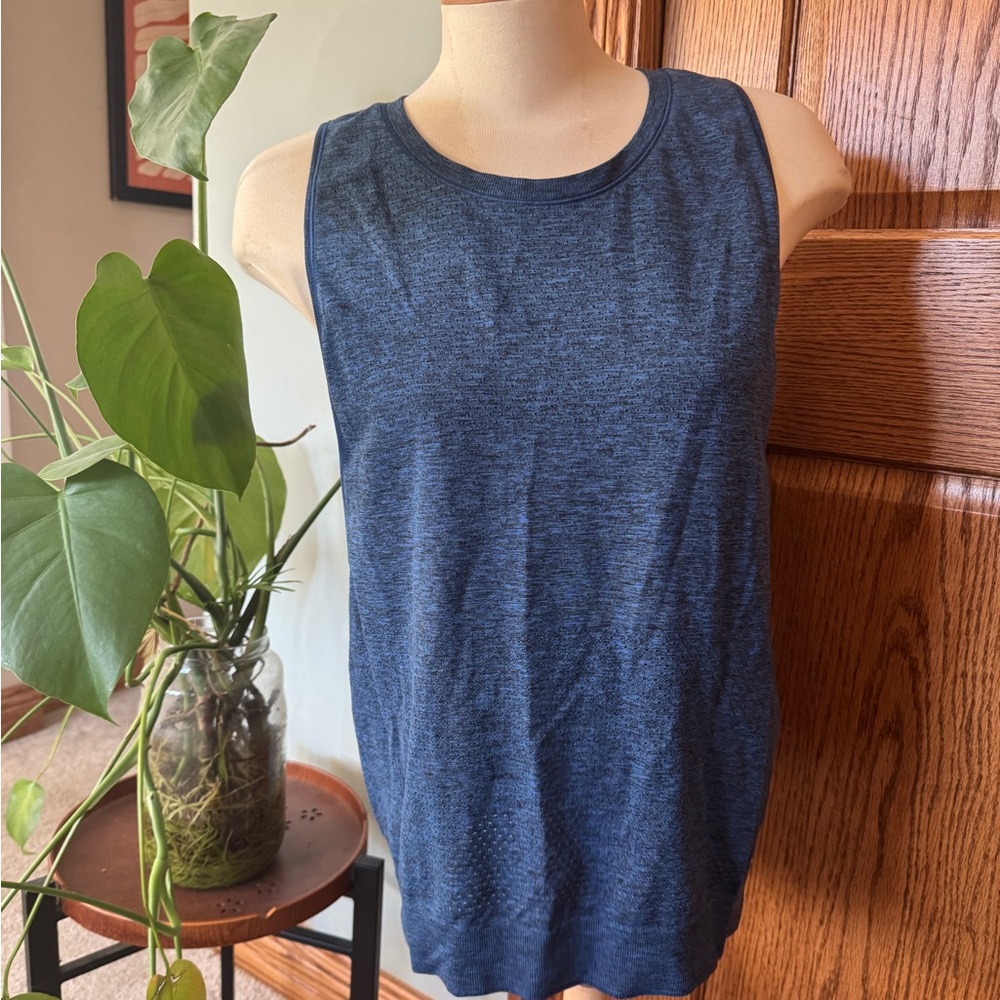 Athleta Women's Sleeveless Blue Top